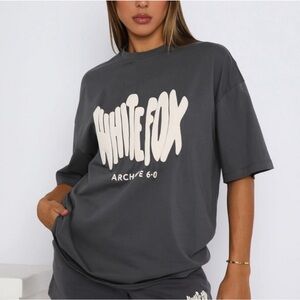 White fox grey tee